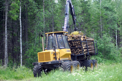 Metsaveotraktor Metsis 208F